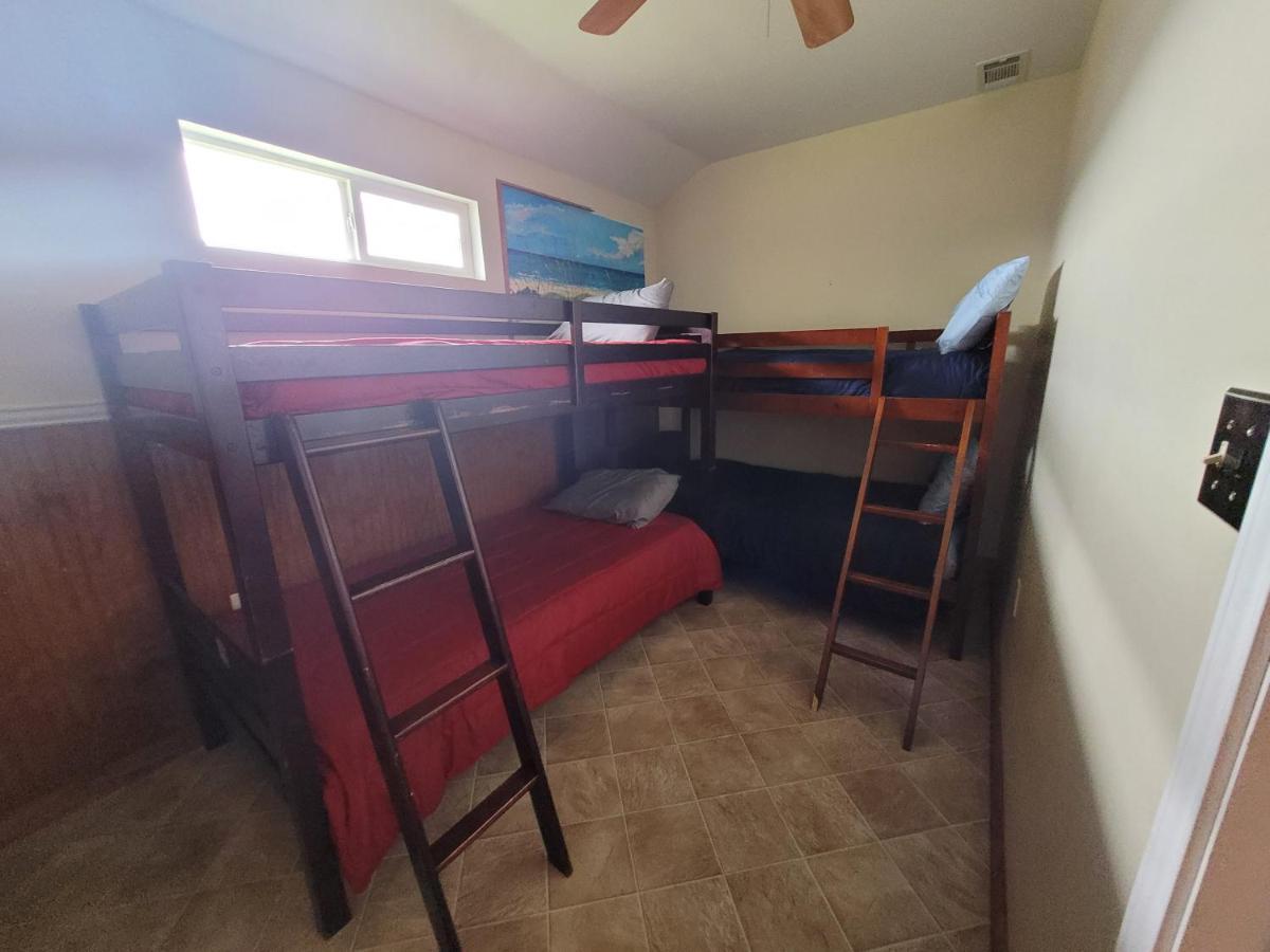 Tesla'S Lake Escape Onalaska Екстер'єр фото